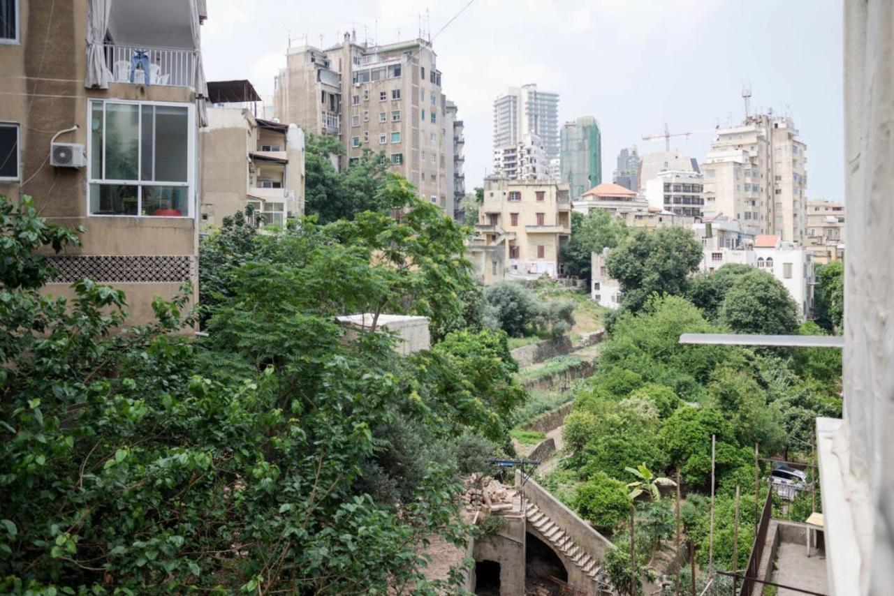 Trendy 3bdr In Mar Mikhael Apartment *