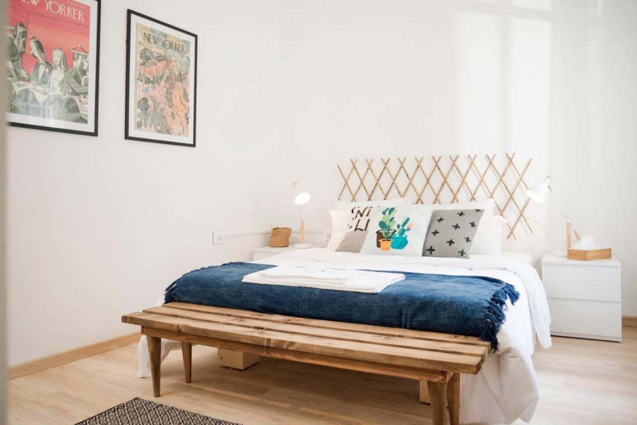 Trendy 3bdr In Mar Mikhael Apartment *
